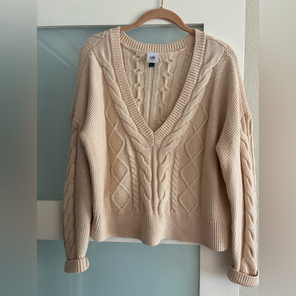cabi Oatmeal Cable-Knit V-Neck Sweater #5636